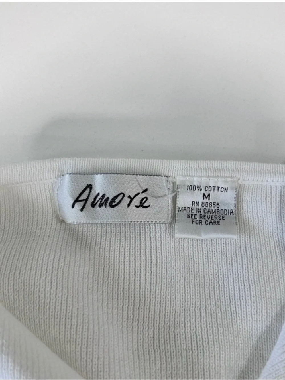 Amore White Knitting Top V-neck White White V-Neck Lightweight Sweater